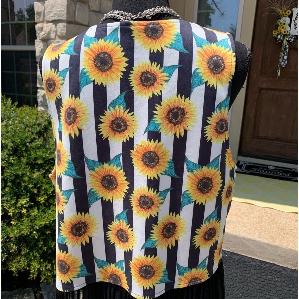 Crazy Train Bohemian Open‎ Vest Sunflower Print - Picture 4 of 7